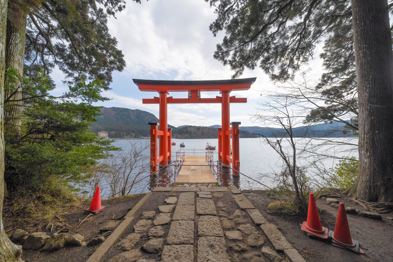 Hakone Jinja Heiwa no Torii with lake in Hakone old town, Kanagawa, urban city in Japan. Architecture landscape background.